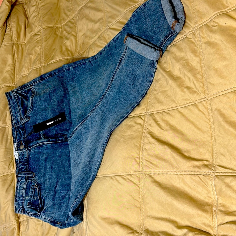 Fashion nova boyfriend jeans